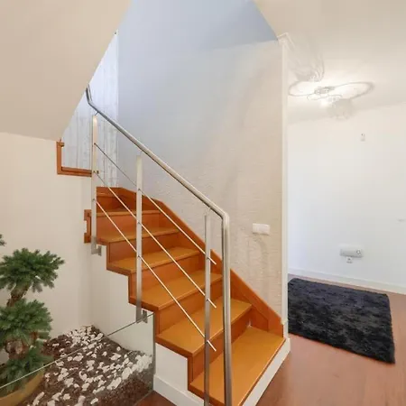 Glicinias Guest House, Free Garage - Apartmán Aveiro