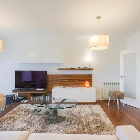 Apartmán Glicinias Guest House, Free Garage - Aveiro