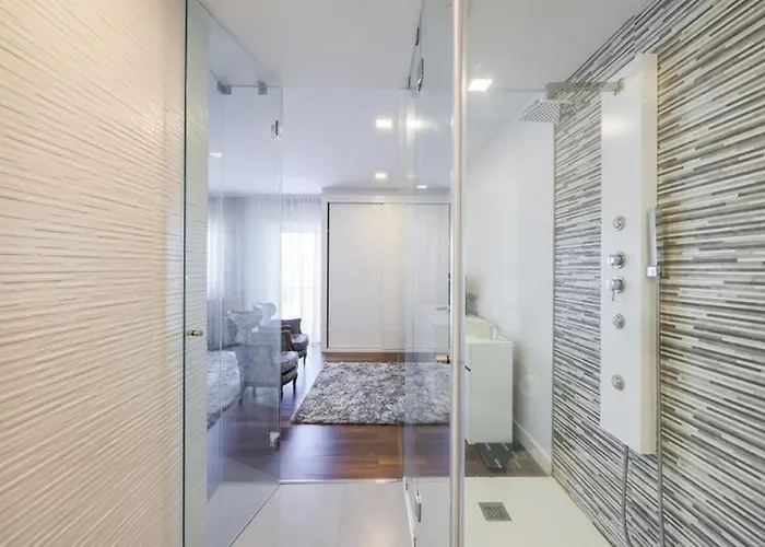 Glicinias Guest House, Free Garage - Aveiro