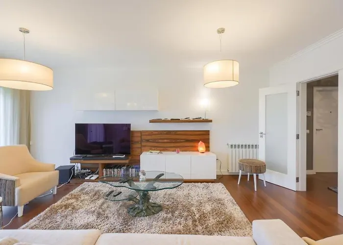 Apartamento Glicinias Guest House, Free Garage - Aveiro